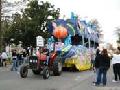 Krewe-of-Rhea-2009-Metairie-Mardi-Gras-Harriet-Cross-7970
