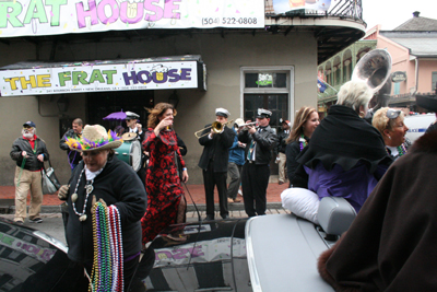 Mardi-Gras-2008-Shangri-la- Stroll-French-Quarter-5192
