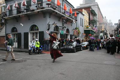 Mardi-Gras-2008-Shangri-la- Stroll-French-Quarter-5208