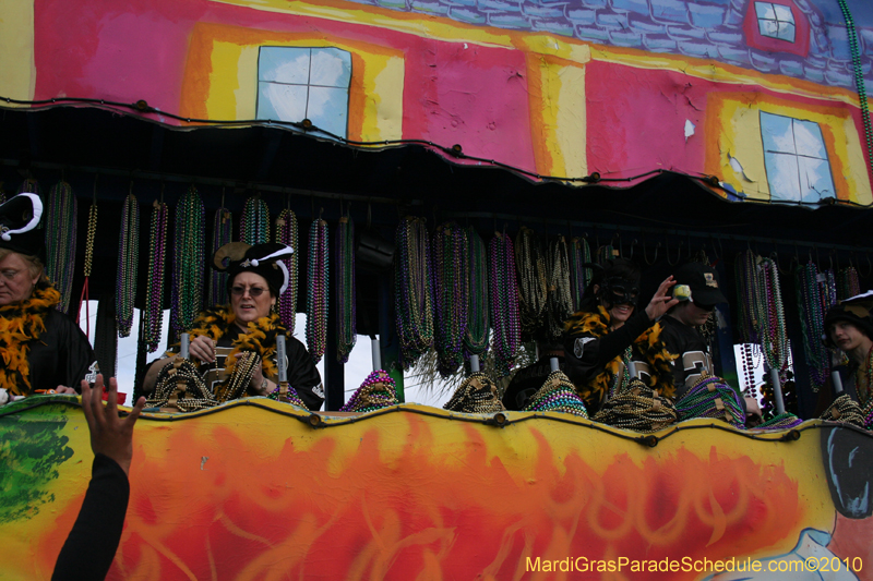 Krewe-of-Slidellians-2010-Mardi-Gras-1430