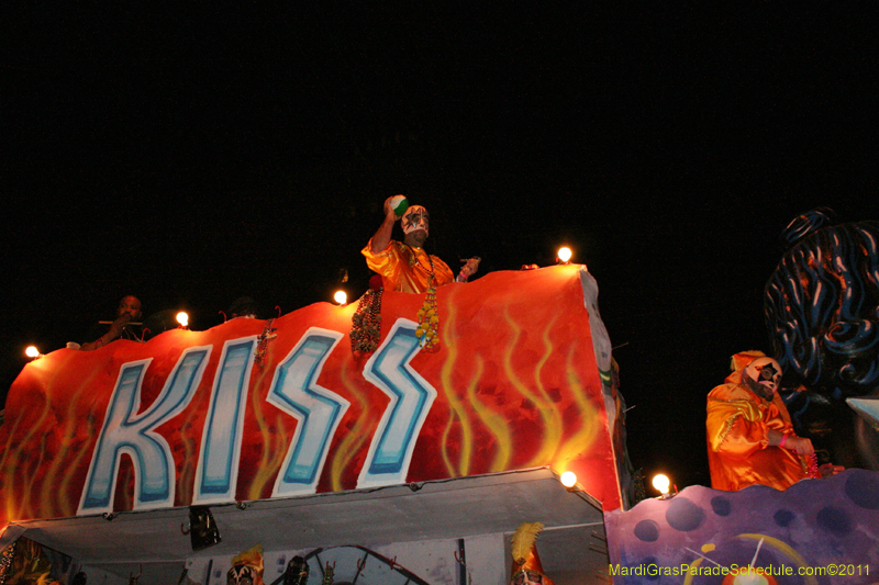 Knights-of-Sparta-2011-0107