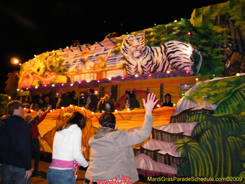 Krewe-of-Thor-2009-Metairie-Mardi-Gras-Jefferson-Parish-8487