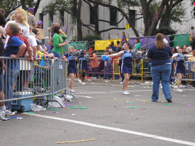 2008-Krewe-of-Thoth-New-Orleans-Mardi-Gras-Parade-30004