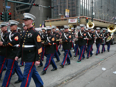 2008-Krewe-of-Thoth-New-Orleans-Mardi-Gras-Parade-300100