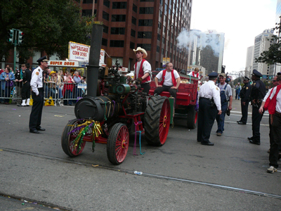 2008-Krewe-of-Thoth-New-Orleans-Mardi-Gras-Parade-300104