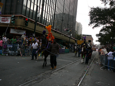 2008-Krewe-of-Thoth-New-Orleans-Mardi-Gras-Parade-300117