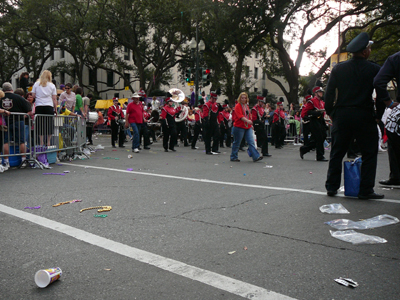 2008-Krewe-of-Thoth-New-Orleans-Mardi-Gras-Parade-300222