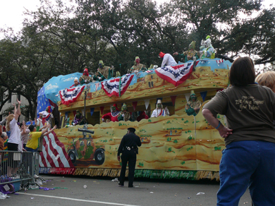2008-Krewe-of-Thoth-New-Orleans-Mardi-Gras-Parade-300225