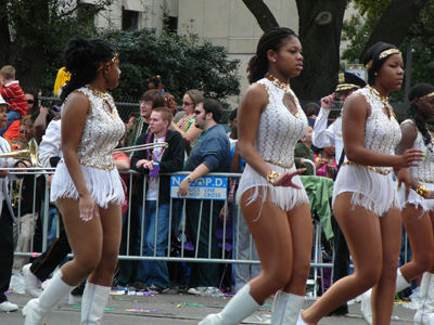 2008-Krewe-of-Thoth-New-Orleans-Mardi-Gras-Parade-300229