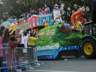 2008-Krewe-of-Thoth-New-Orleans-Mardi-Gras-Parade-300266