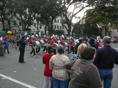 2008-Krewe-of-Thoth-New-Orleans-Mardi-Gras-Parade-300297