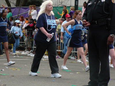 2008-Krewe-of-Thoth-New-Orleans-Mardi-Gras-Parade-300309