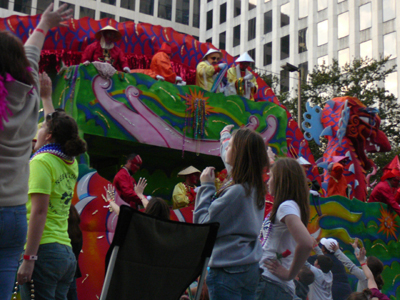2008-Krewe-of-Thoth-New-Orleans-Mardi-Gras-Parade-300337