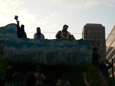 2008-Krewe-of-Thoth-New-Orleans-Mardi-Gras-Parade-300342