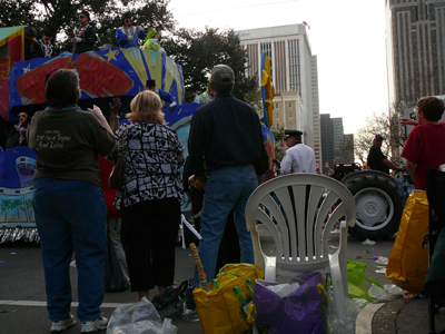 2008-Krewe-of-Thoth-New-Orleans-Mardi-Gras-Parade-300354