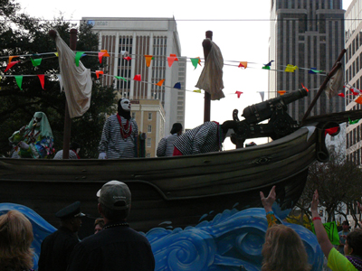 2008-Krewe-of-Thoth-New-Orleans-Mardi-Gras-Parade-300383