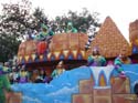 2008-Krewe-of-Thoth-New-Orleans-Mardi-Gras-Parade-300388