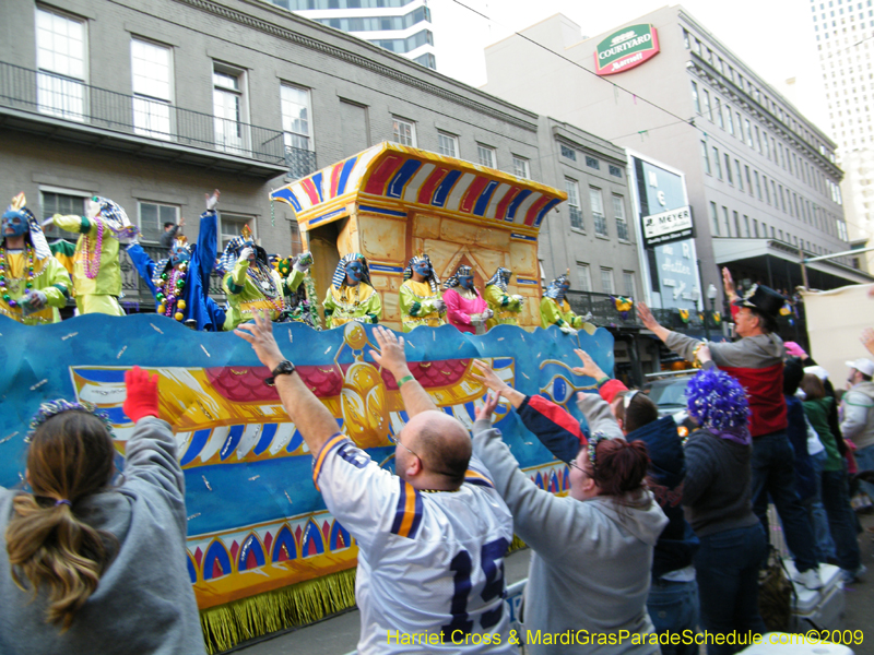 Krewe-of-Thoth-presents-Thoths-Aquatic-Adventures-2009-Mardi-Gras-New-Orleans-9369