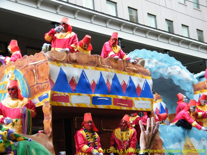 Krewe-of-Thoth-presents-Thoths-Aquatic-Adventures-2009-Mardi-Gras-New-Orleans-9373