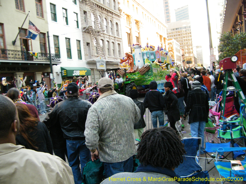 Krewe-of-Thoth-presents-Thoths-Aquatic-Adventures-2009-Mardi-Gras-New-Orleans-9399