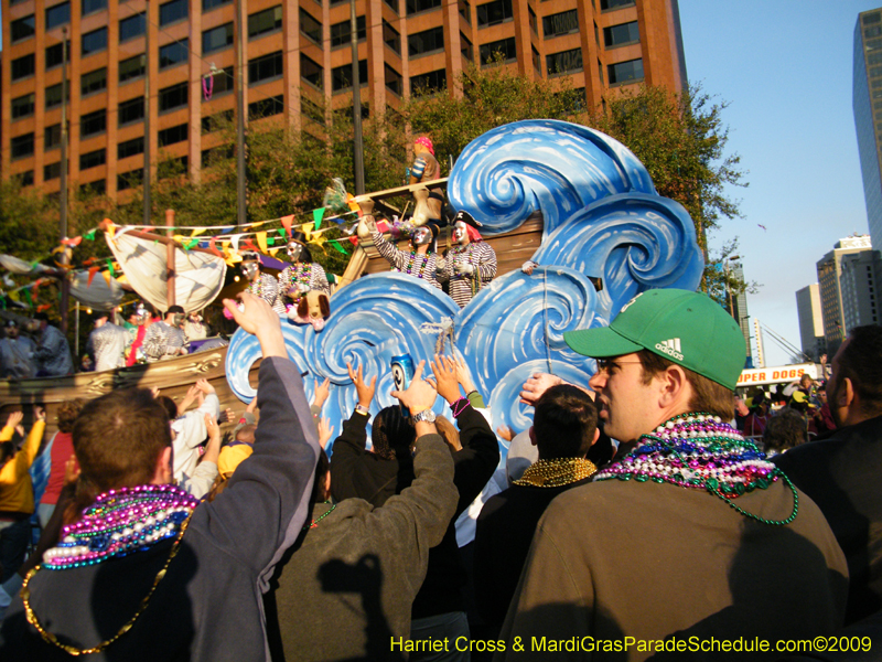 Krewe-of-Thoth-presents-Thoths-Aquatic-Adventures-2009-Mardi-Gras-New-Orleans-9533