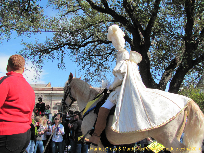 Krewe-of-Thoth-2010-Mardi-Gras-New-Orleans-0918