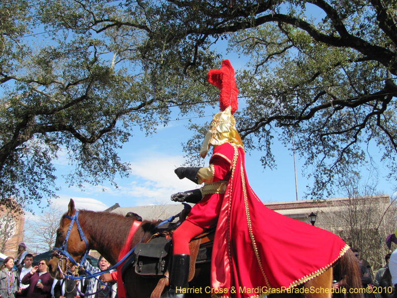 Krewe-of-Thoth-2010-Mardi-Gras-New-Orleans-0921