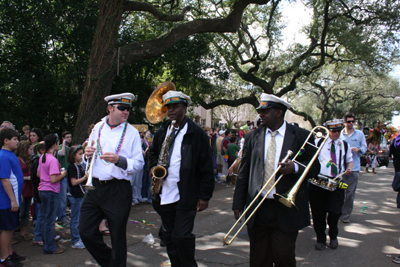 Krewe-of-Tucks-2008-New-Orleans-Mardi-Gras-Parade-0381