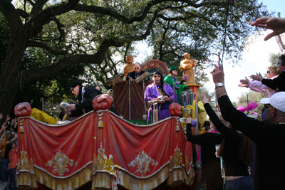 Krewe-of-Tucks-2008-New-Orleans-Mardi-Gras-Parade-0431