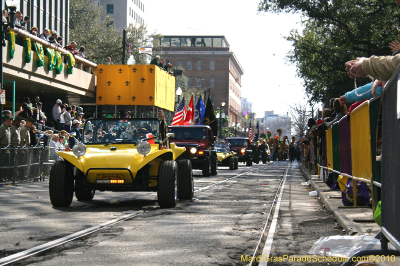 Krewe-of-Tucks-2010-Mardi-Gras-New-Orleans-7630