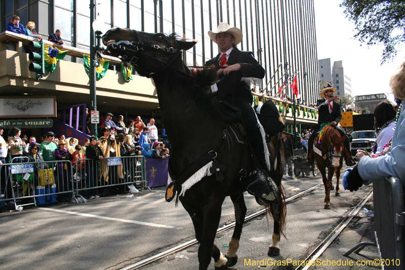 Krewe-of-Tucks-2010-Mardi-Gras-New-Orleans-7665