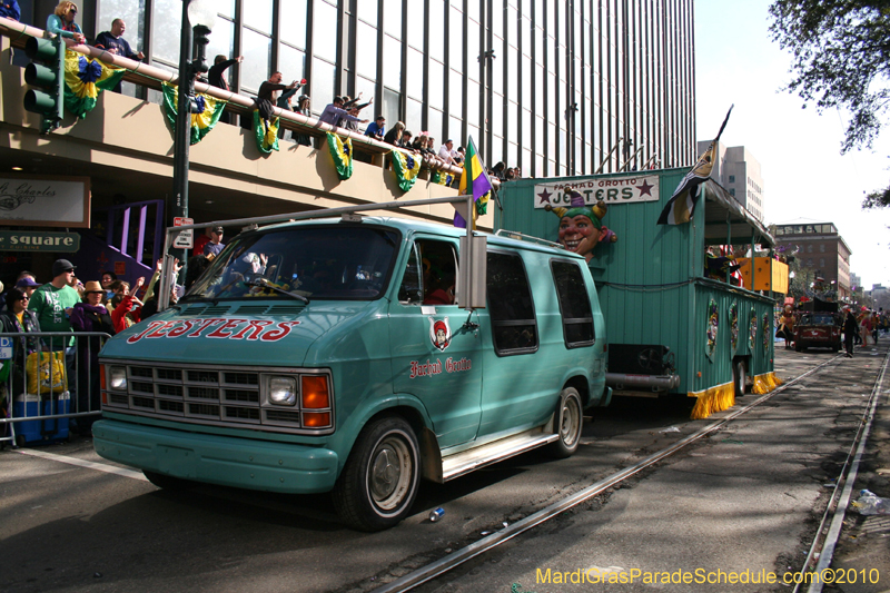 Krewe-of-Tucks-2010-Mardi-Gras-New-Orleans-7667