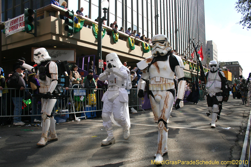 Krewe-of-Tucks-2010-Mardi-Gras-New-Orleans-7690