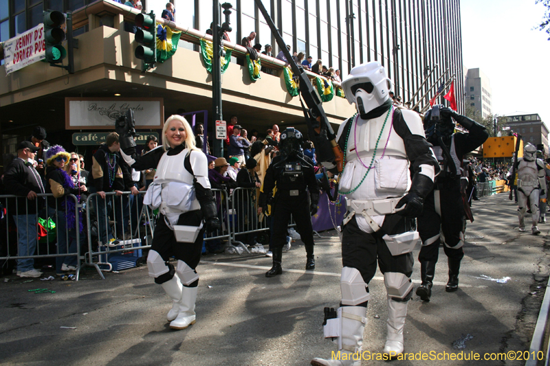 Krewe-of-Tucks-2010-Mardi-Gras-New-Orleans-7691