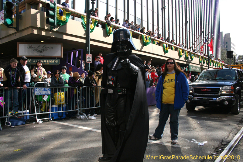 Krewe-of-Tucks-2010-Mardi-Gras-New-Orleans-7699