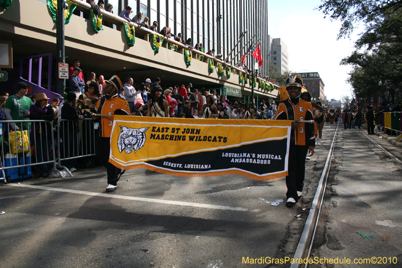 Krewe-of-Tucks-2010-Mardi-Gras-New-Orleans-7707