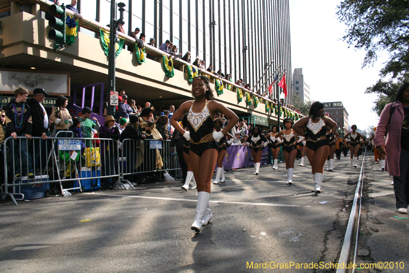 Krewe-of-Tucks-2010-Mardi-Gras-New-Orleans-7710