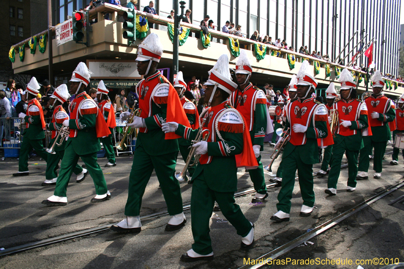 Krewe-of-Tucks-2010-Mardi-Gras-New-Orleans-7737