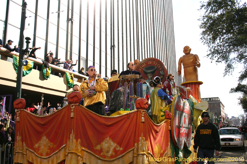 Krewe-of-Tucks-2010-Mardi-Gras-New-Orleans-7753
