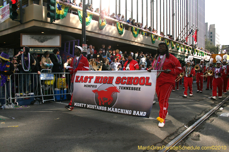 Krewe-of-Tucks-2010-Mardi-Gras-New-Orleans-7945