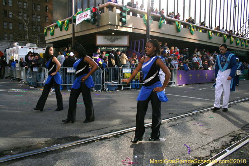 Krewe-of-Tucks-2010-Mardi-Gras-New-Orleans-8028