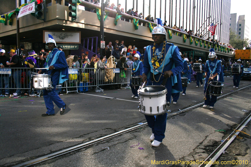 Krewe-of-Tucks-2010-Mardi-Gras-New-Orleans-8030