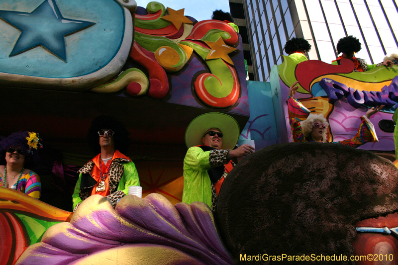 Krewe-of-Tucks-2010-Mardi-Gras-New-Orleans-8044