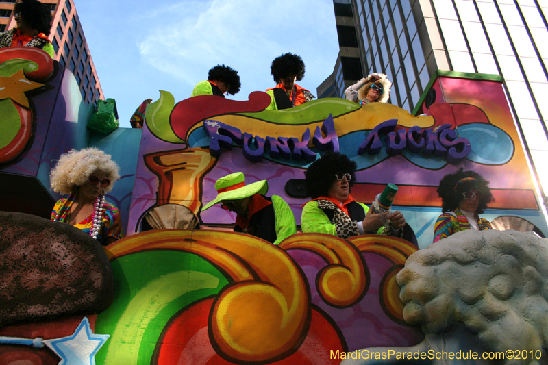 Krewe-of-Tucks-2010-Mardi-Gras-New-Orleans-8046