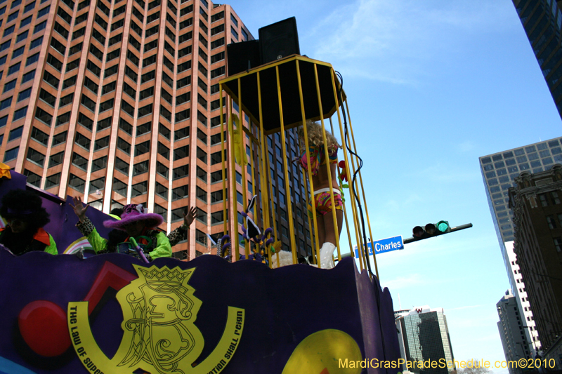 Krewe-of-Tucks-2010-Mardi-Gras-New-Orleans-8056