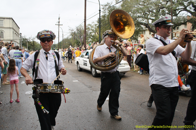 Krewe-of-Tucks-2011-0058