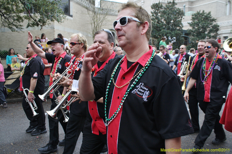 Krewe-of-Tucks-2011-0099