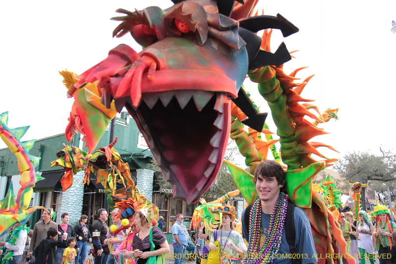 Krewe-of-Tucks-2013-1040