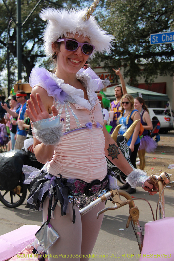 2014-Krewe-of-Tucks-11140