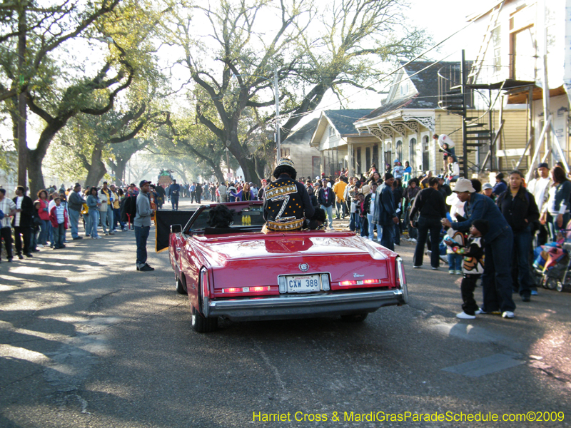 Zulu-Social-Aid-and-Pleasure-Club-2009-Centennial-Parade-mardi-Gras-New-Orleans-Photos-by-Harriet-Cross-0120